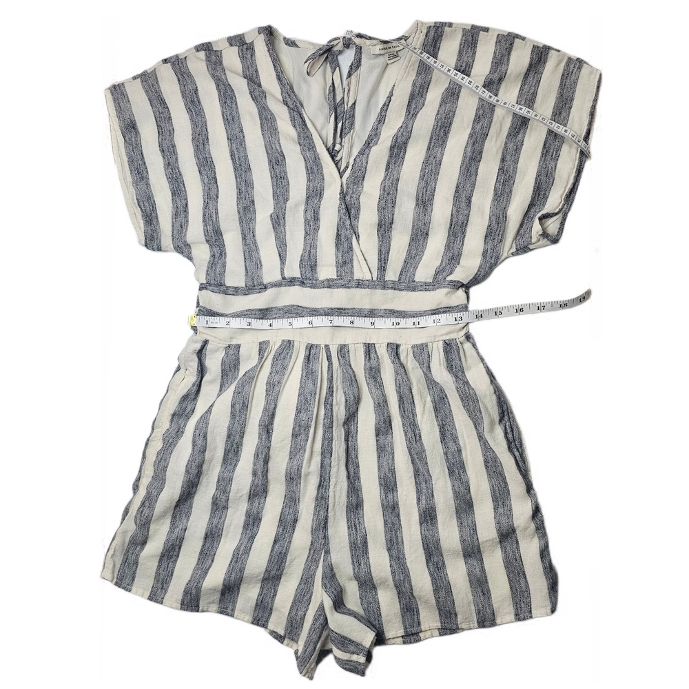 American Eagle Striped Grey White Gray Wrap Tie Back Romper Size XS Cotton - Picture 8 of 15